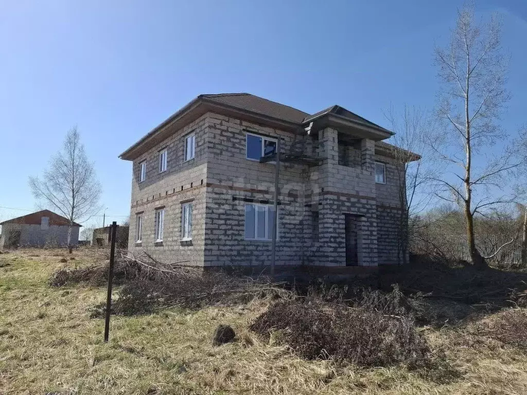 Дом в Калужская область, Перемышльский район, Покровское с/пос, д. ... - Фото 1