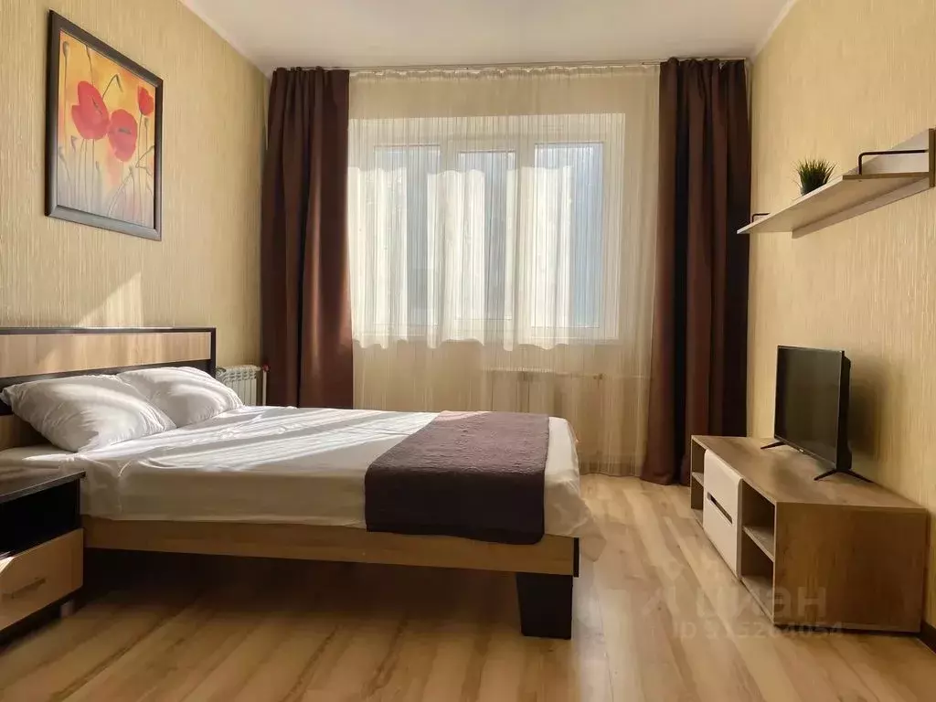 2-к кв. Курская область, Курск просп. Вячеслава Клыкова, 86 (60.0 м) - Фото 0