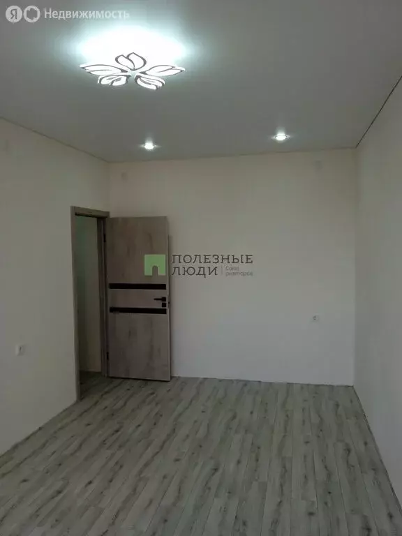 2-комнатная квартира: село Стрелецкое, улица Королёва, 38 (56 м) - Фото 2