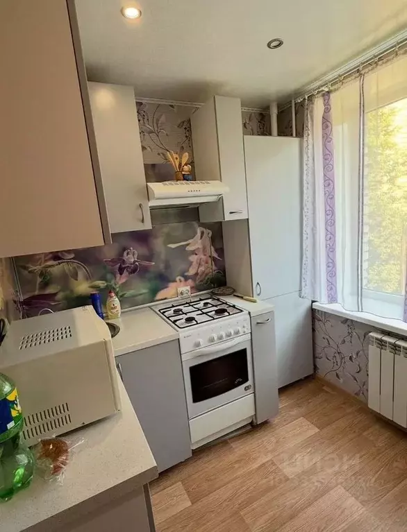 1-к кв. Ленинградская область, Кингисепп 2-я линия, 49 (35.0 м) - Фото 1