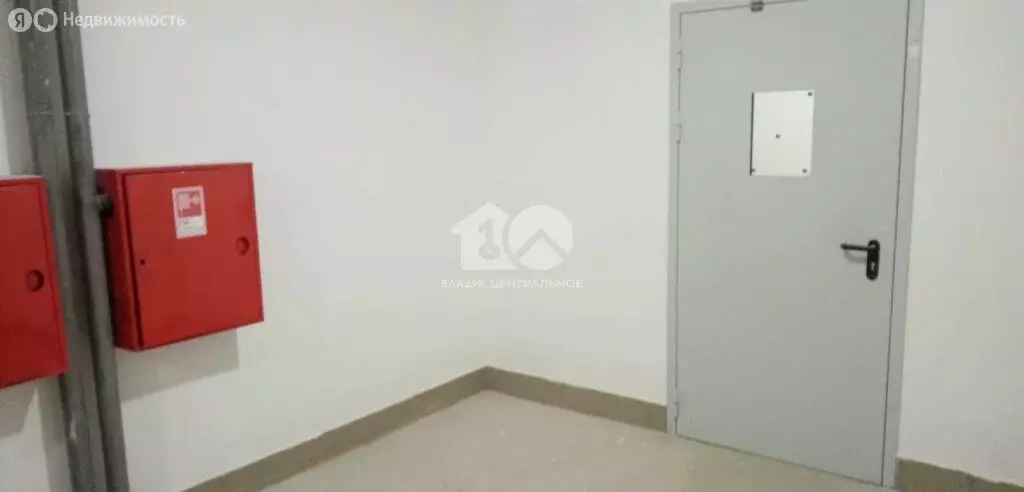 3-комнатная квартира: Новосибирск, Плющихинская улица, 2 (55.84 м) - Фото 2