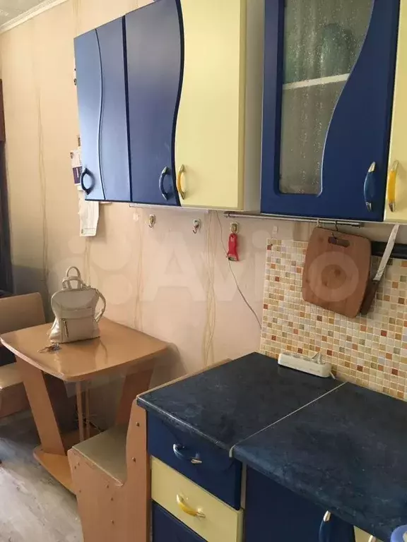 Комната 16,5 м в 6-к., 2/5 эт. - Фото 0