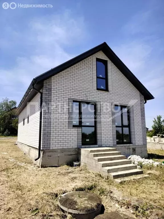 Дом в посёлок городского типа Черноморский, улица Кутузова (85 м) - Фото 0
