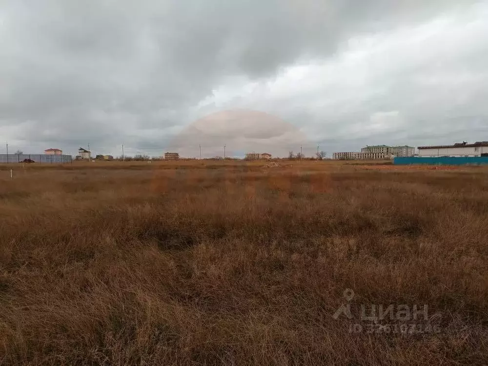 Участок в Крым, Сакский район, Лесновское с/пос, с. Прибрежное ул. ... - Фото 1