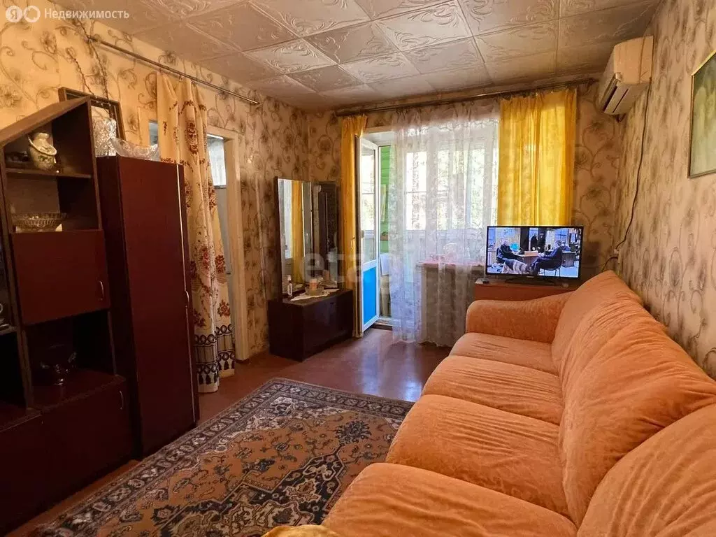 3-комнатная квартира: Астрахань, улица Богдана Хмельницкого, 41к1 ... - Фото 1