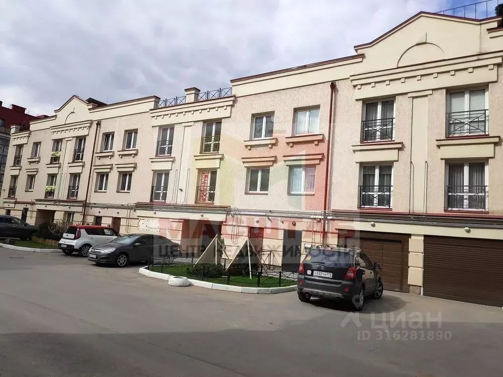 Таунхаус в Санкт-Петербург Петергофское ш., 78к11 (233 м) - Фото 1