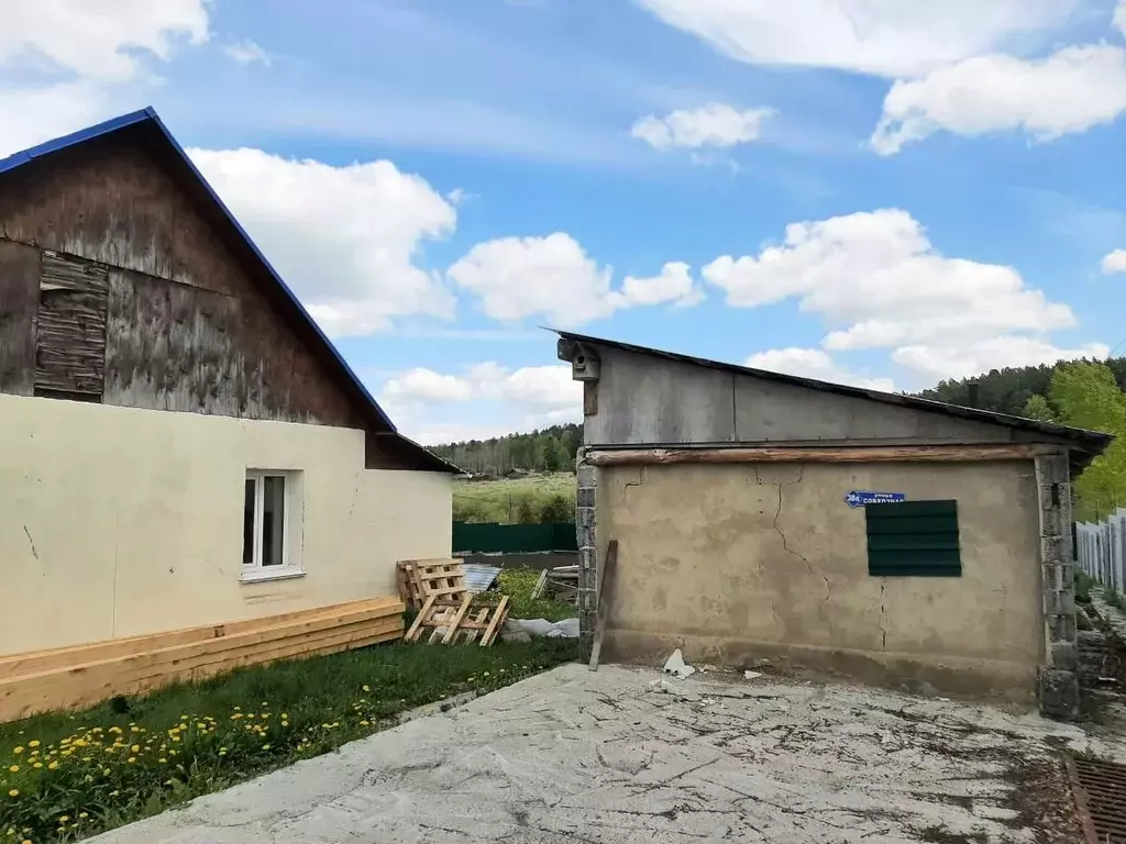 Дом в Кемеровская область, Топкинский район, с. Глубокое Совхозная ул. ... - Фото 0