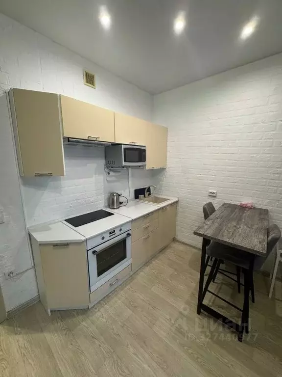 Студия Новосибирская область, Новосибирск Обская ул., 82 (24.3 м) - Фото 1