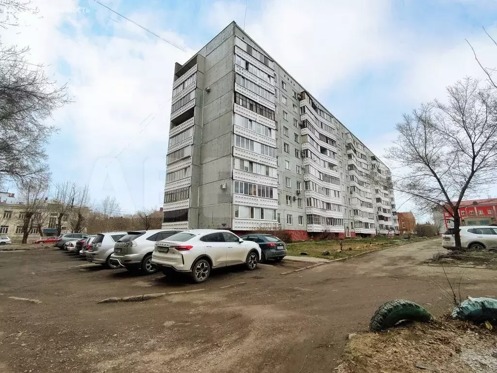 3-комнатная квартира: Омск, улица 20 лет РККА, 2 (62.8 м) - Фото 0