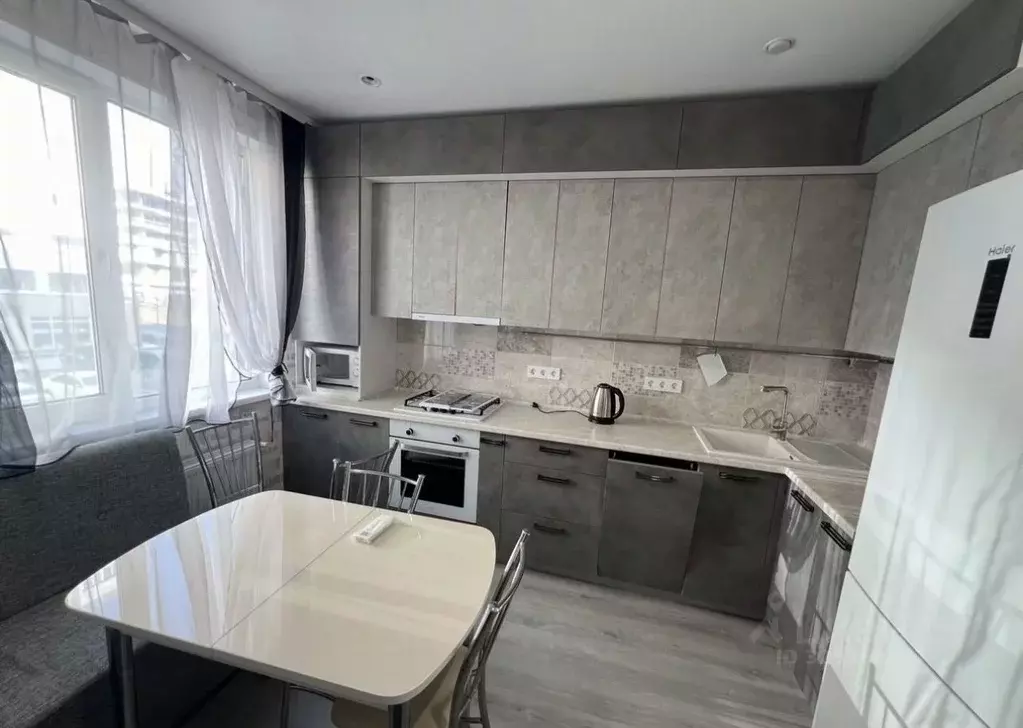 1-к кв. Крым, Симферопольский район, Молодежное пгт ул. Парковая (38.0 ... - Фото 1