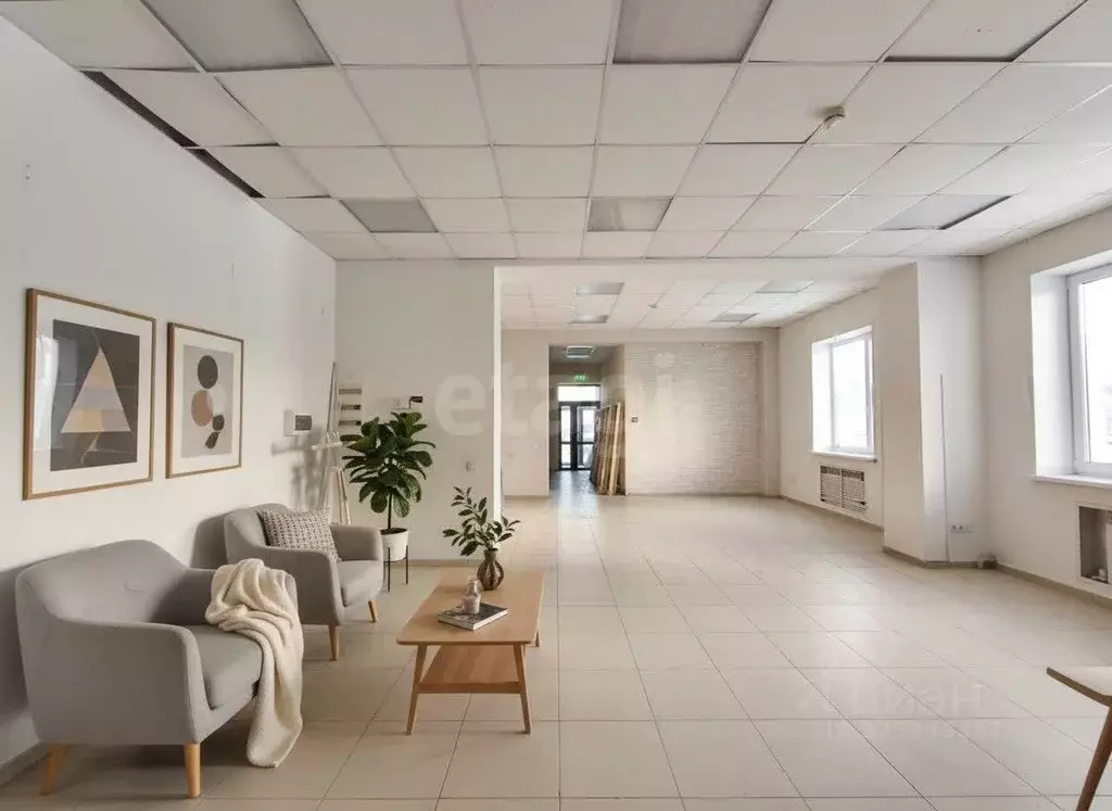 Помещение свободного назначения в Ханты-Мансийский АО, Ханты-Мансийск ... - Фото 2