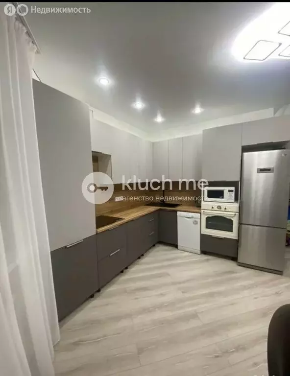 3-комнатная квартира: Казань, улица Четаева, 14А (91 м) - Фото 0