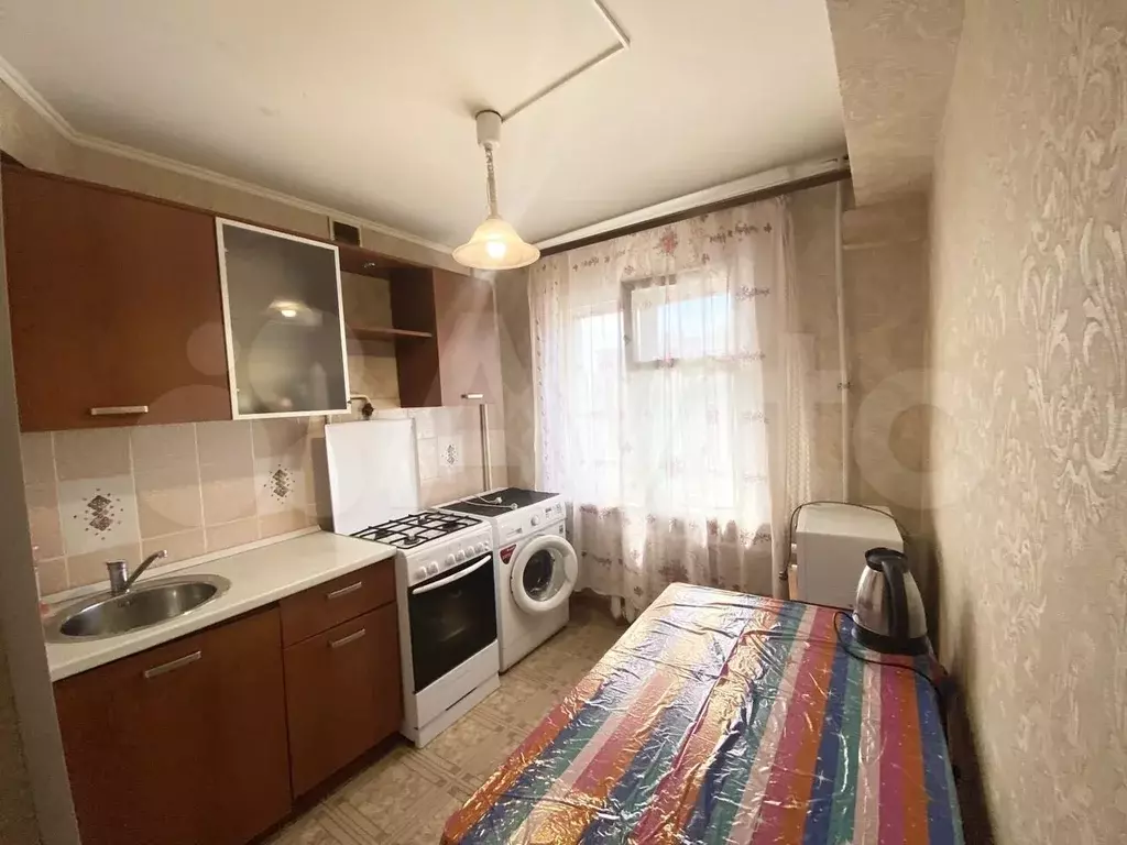 3-к. квартира, 60м, 3/5эт. - Фото 1