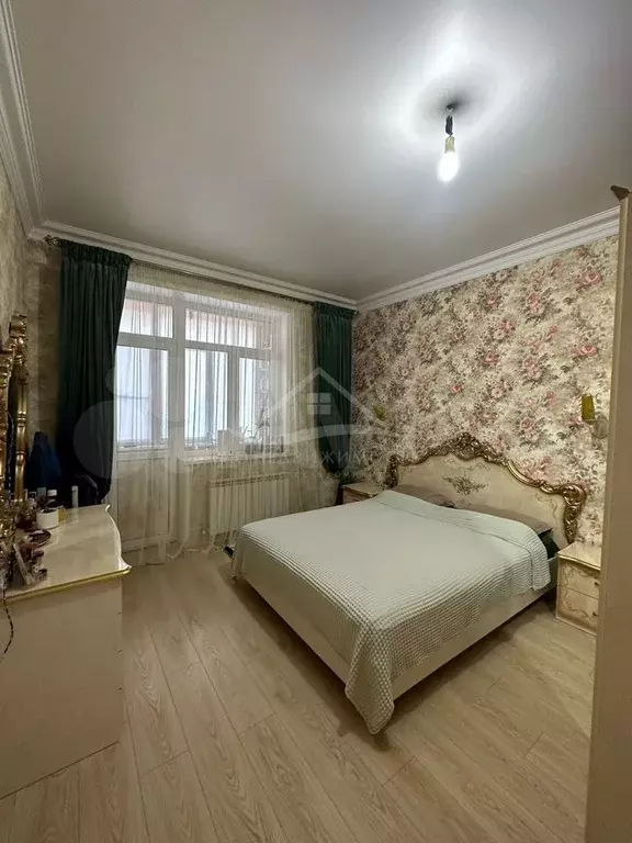 2-к. квартира, 90 м, 5/6 эт. - Фото 0