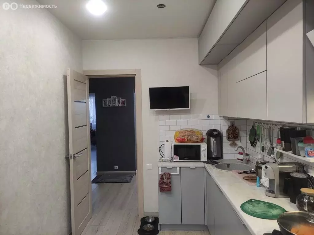 3-комнатная квартира: Карабаново, улица Текстильщиков, 1 (78.4 м) - Фото 1