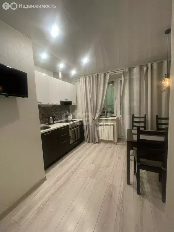 1-комнатная квартира: Саратов, улица имени Ю.И. Менякина, 1 (32 м) - Фото 1