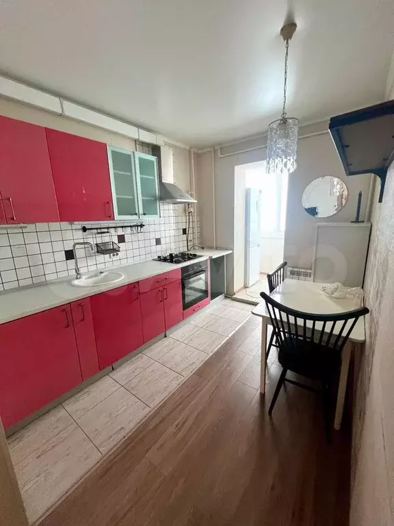 1-к. квартира, 40 м, 7/10 эт. - Фото 0