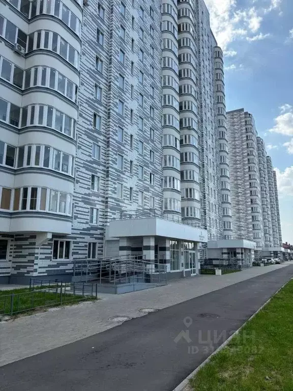 1-к кв. Курская область, Курск просп. Анатолия Дериглазова, 52 (37.5 ... - Фото 1
