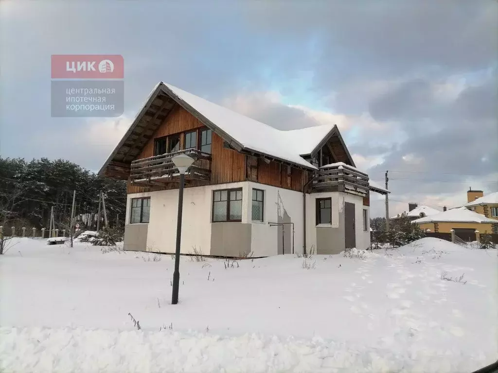 Дом в Рязанская область, Рязанский муниципальный округ, с. ... - Фото 1