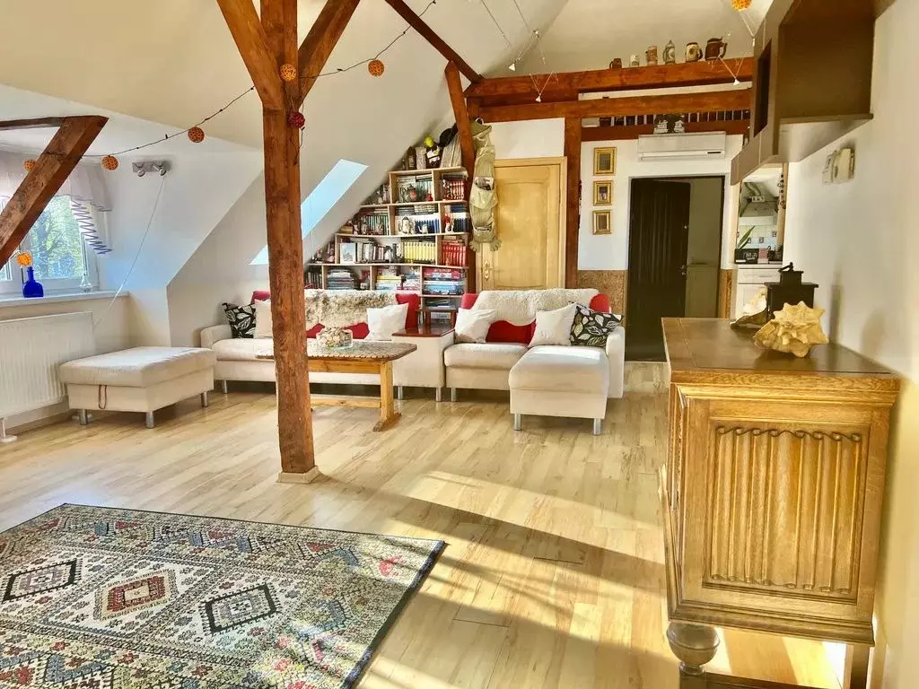 Студия Калининградская область, Калининград ул. Тельмана, 52 (68.0 м) - Фото 1