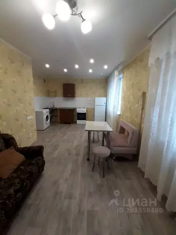 1-к кв. Алтайский край, Барнаул Балтийская ул., 104 (37.0 м) - Фото 2