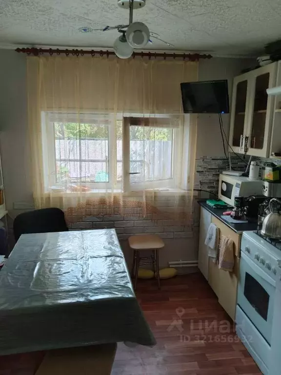 Дом в Волгоградская область, Фролово Колхозная ул. (55 м) - Фото 1