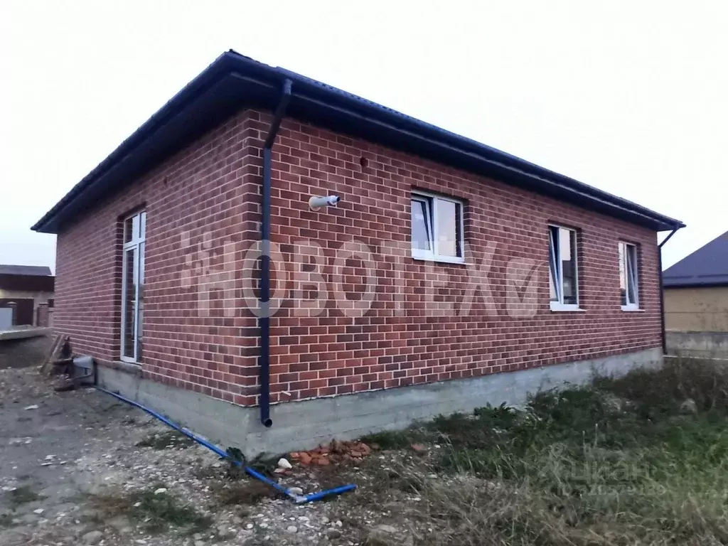 Дом в Краснодарский край, Апшеронск Лесозаводская ул. (108 м) - Фото 1