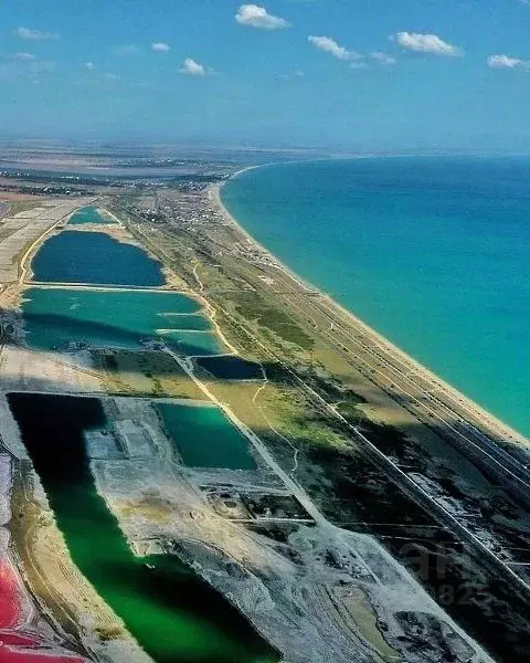 Участок в Крым, Сакский район, Лесновское с/пос, с. Прибрежное ул. ... - Фото 2