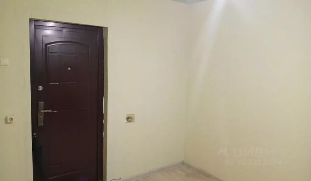 Комната Вологодская область, Череповец ул. Маяковского, 9 (12.9 м) - Фото 1