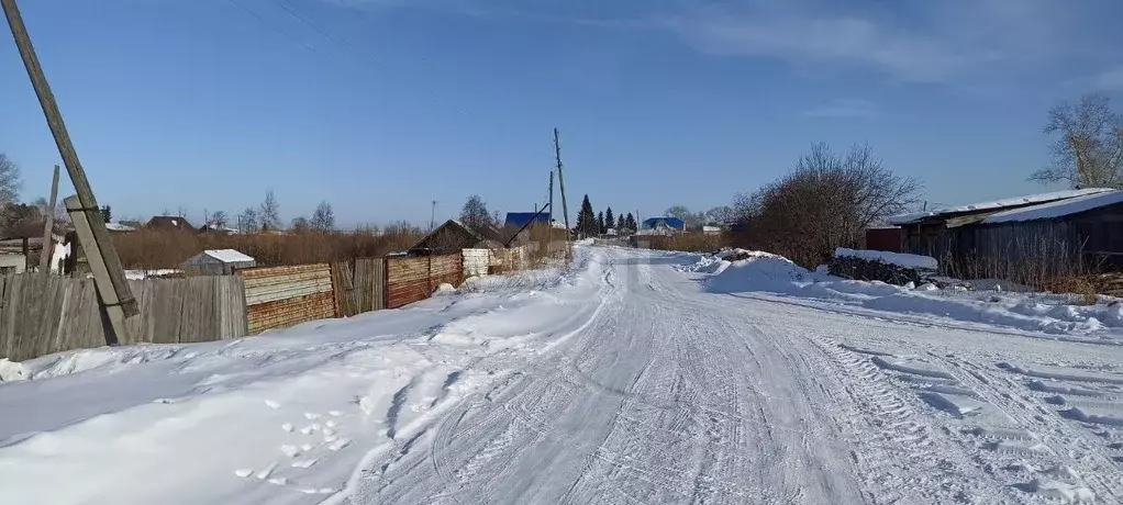 Дом в Свердловская область, Тугулымский городской округ, с. Лучинкино ... - Фото 1