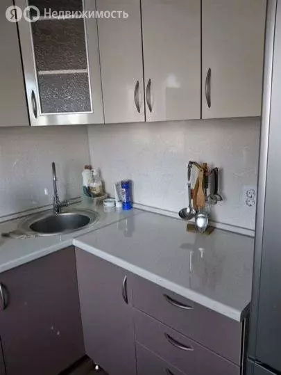 1-комнатная квартира: Губкин, улица Королёва, 2 (36.9 м) - Фото 1