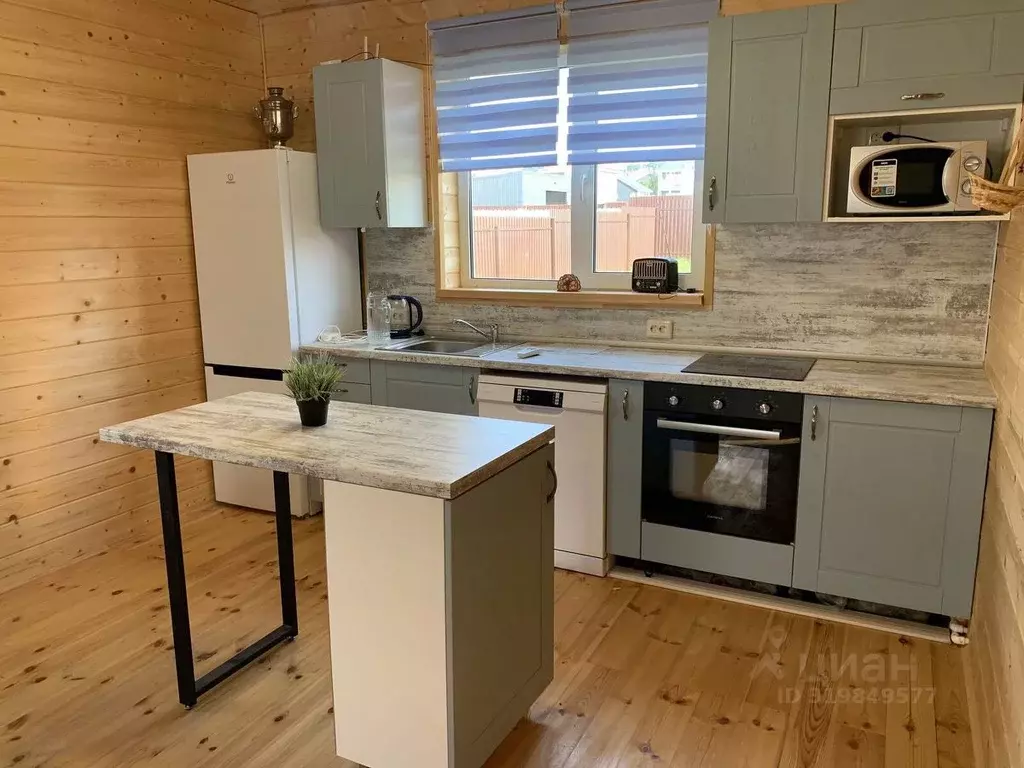 Дом в Ленинградская область, Ломоносовский район, Аннинское городское ... - Фото 2