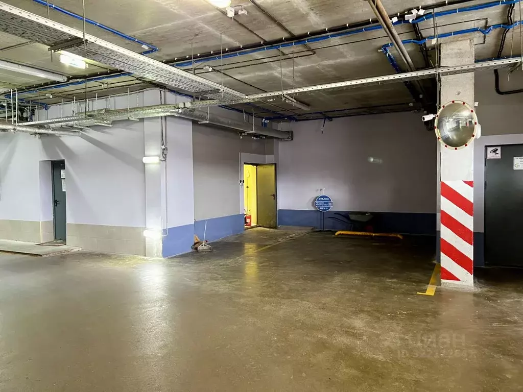 Гараж в Санкт-Петербург ул. Военная, 4 (20 м) - Фото 1