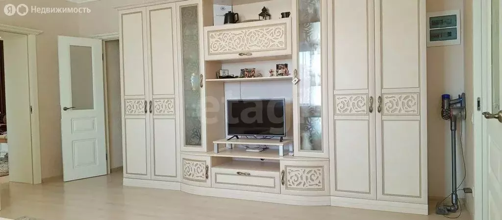 2-комнатная квартира: Энгельс, Степная улица, 63 (67.7 м) - Фото 1