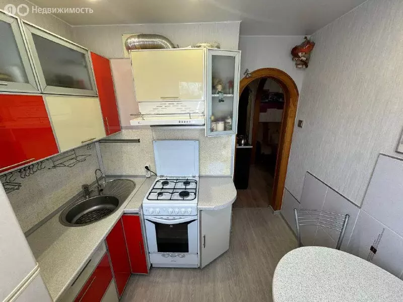 2-комнатная квартира: Комсомольск-на-Амуре, Комсомольская улица, 38 ... - Фото 2