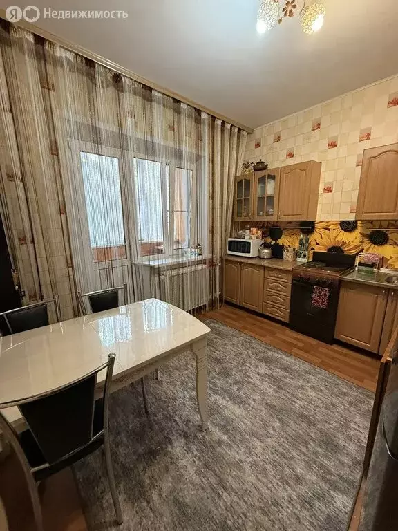 3-комнатная квартира: Нерюнгри, проспект Мира, 27 (76.5 м) - Фото 2