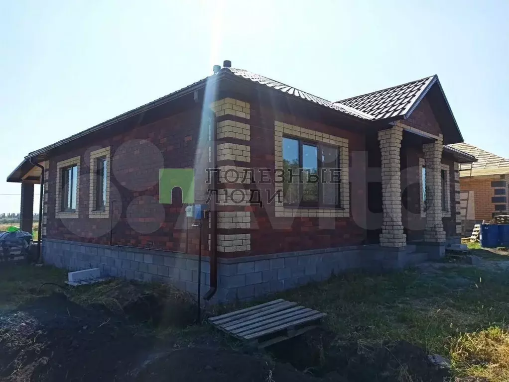 Дом 105 м на участке 10 сот. - Фото 1