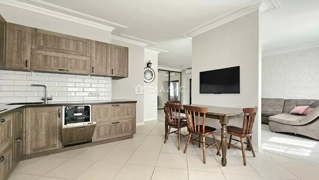 3-к кв. Липецкая область, Липецк Нижняя Логовая ул., 6 (94.8 м) - Фото 1