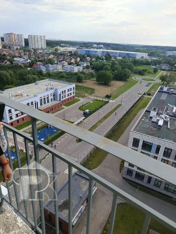Продается 1-комнатная квартира - Фото 1