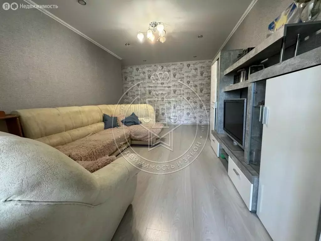 3-комнатная квартира: Казань, улица Курчатова, 11 (58.5 м) - Фото 1