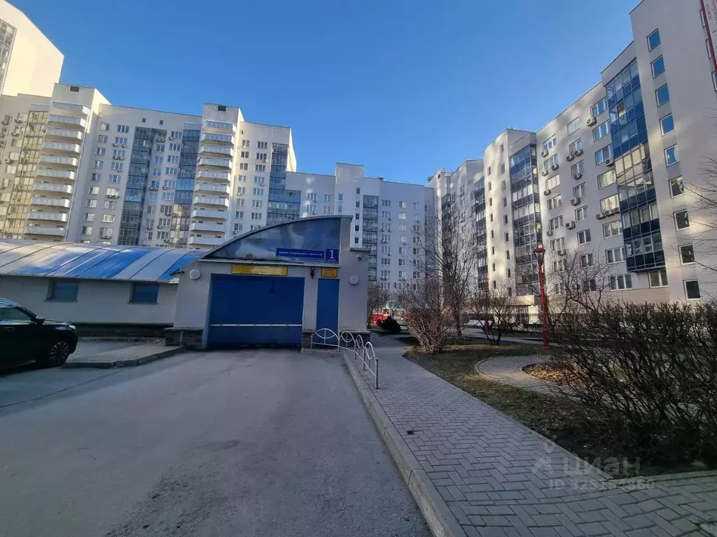 Гараж в Свердловская область, Екатеринбург ул. Шейнкмана, 90 (14 м) - Фото 2