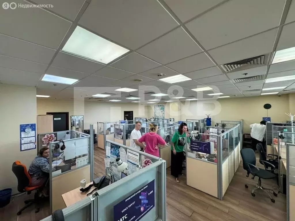 Офис (900 м) - Фото 1