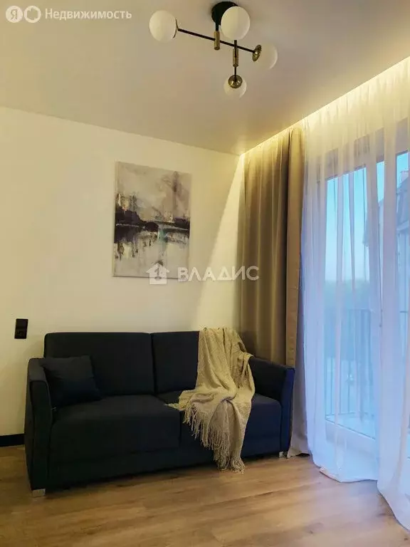 1-комнатная квартира: Зеленоградск, улица Автомобилистов, 5 (40 м) - Фото 0