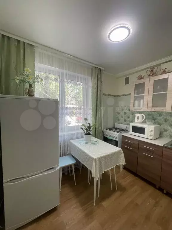 2-к. квартира, 45 м, 1/5 эт. - Фото 0