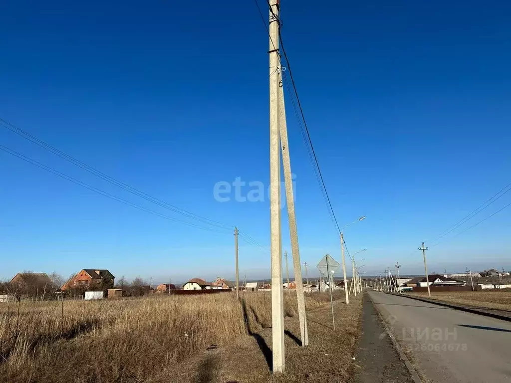 Участок в Ростовская область, Неклиновский район, с. Покровское ... - Фото 1