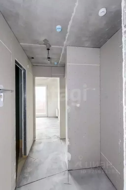 1-к кв. Тюменская область, Тюмень ул. Газовиков, 38к2 (38.7 м) - Фото 1