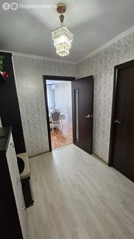 3-комнатная квартира: Яблоновский, Железнодорожная улица, 14 (75.1 м) - Фото 0
