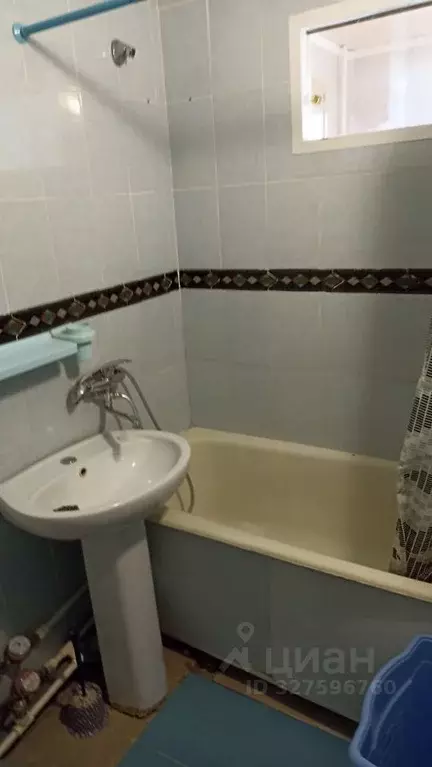 2-к кв. Краснодарский край, Кропоткин Кавказский район, пер. ... - Фото 2