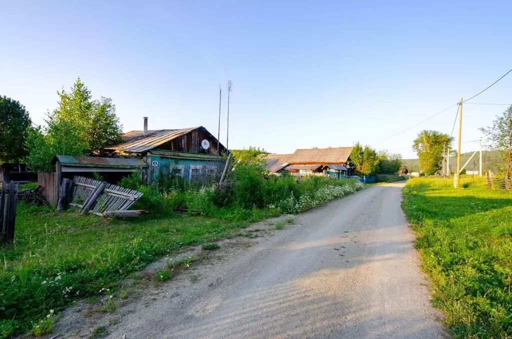 Участок в Свердловская область, Верхнесалдинский городской округ, пос. ... - Фото 0