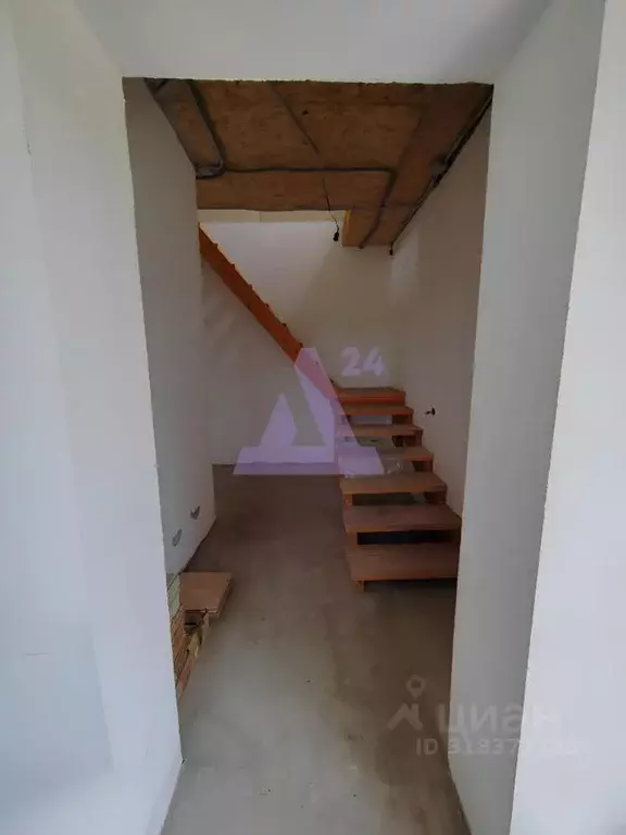 Дом в Алтайский край, Барнаул городской округ, пос. Центральный ул. ... - Фото 1